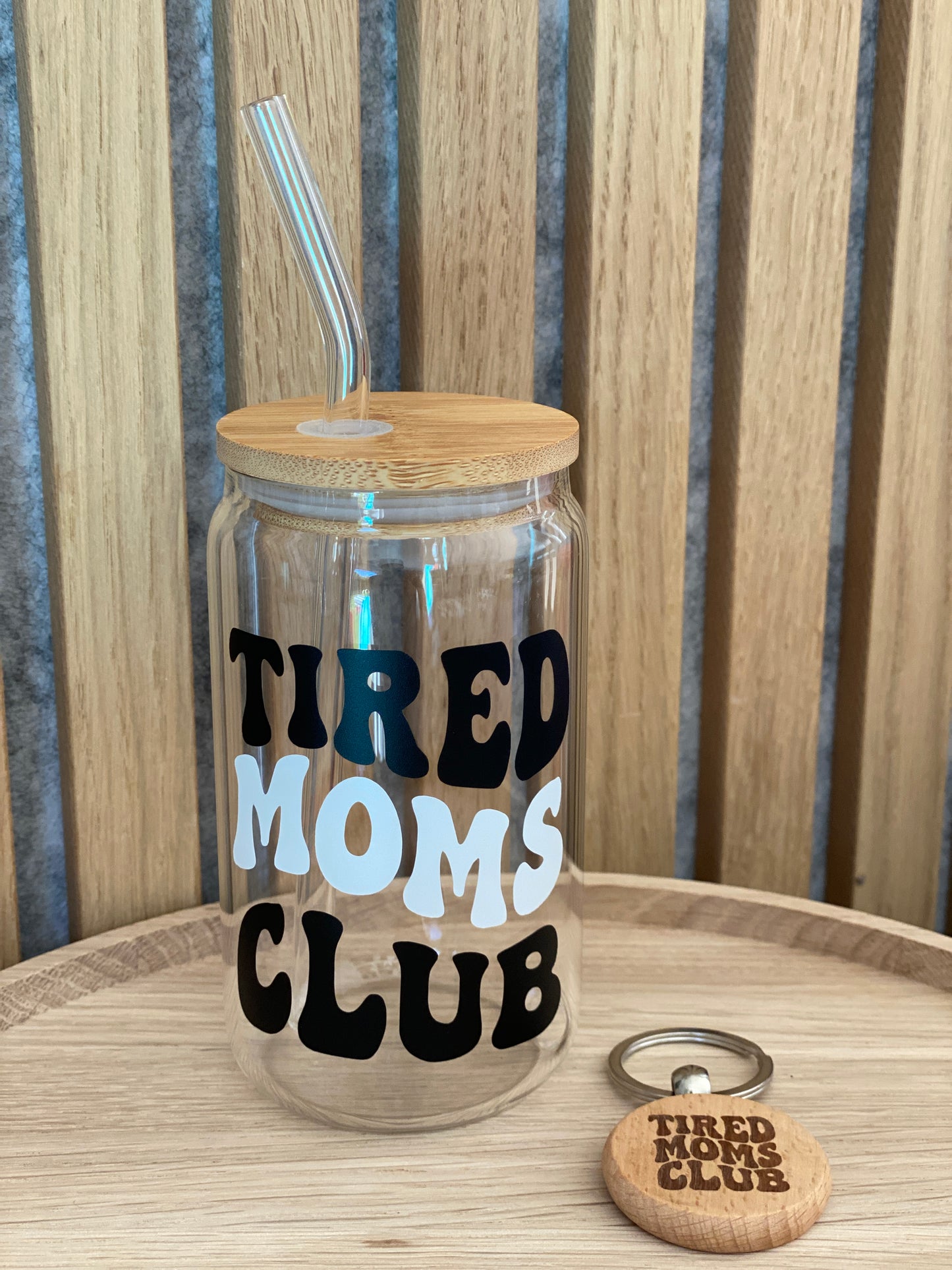 Trinkglas Tired Mom Club